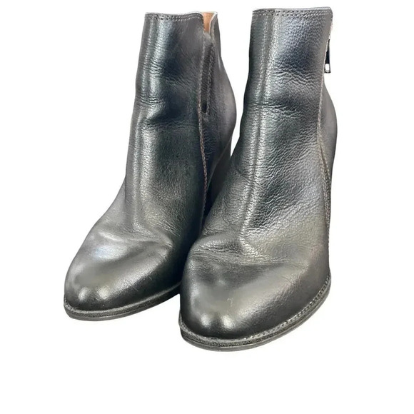 Sofft Women's Wera Boot Black Leather Block Elegant Comfy Heel Bootie Size 9 - Picture 3 of 8